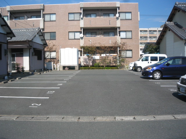 Parking lot