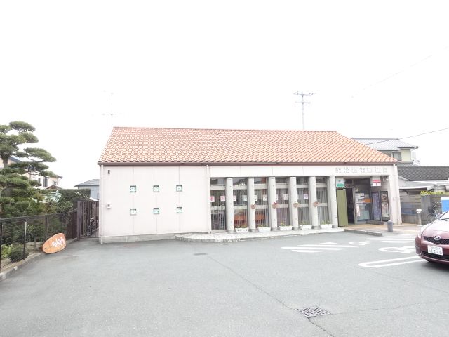 post office. 460m to Hamamatsu Bridge feather post office (post office)