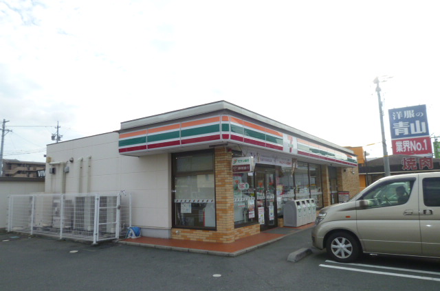 Convenience store. Seven-Eleven Hamamatsu automobile Street store up to (convenience store) 412m
