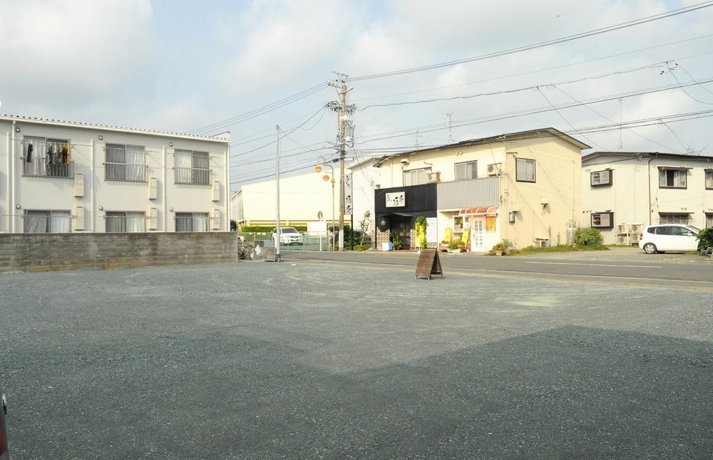Local land photo. Local as seen from the southwest (September 2013 shooting)