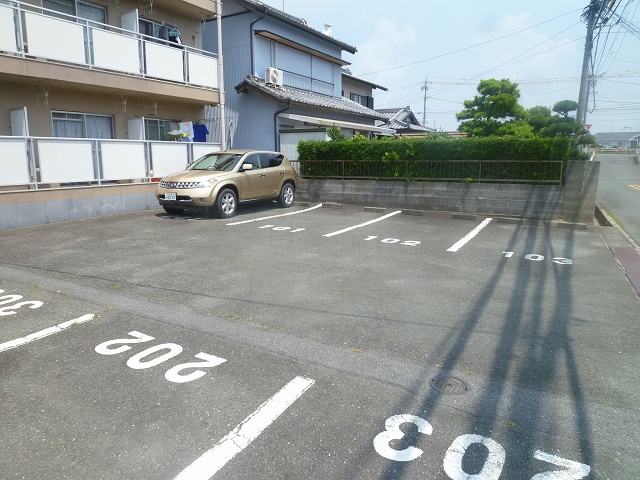 Parking lot