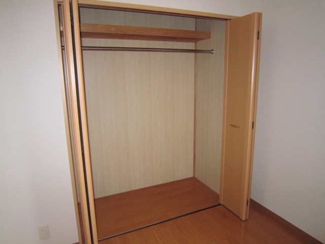 Receipt. Western style room closet