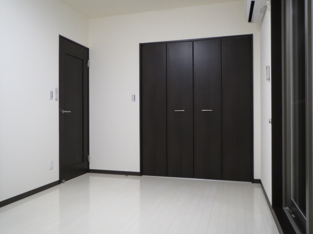 Other room space. Western-style 7.2 Pledge