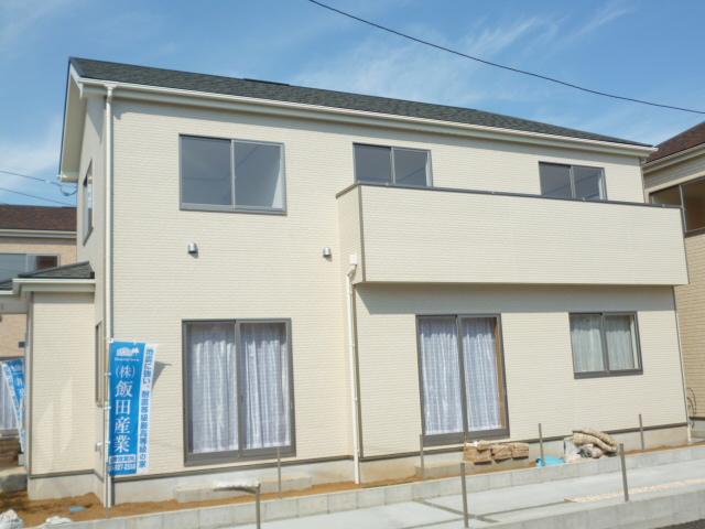 Local appearance photo. C Building