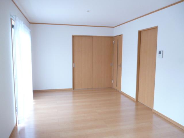 Living. C Building