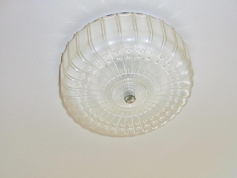 Other Equipment. Retro, but also have a lighting fixture