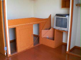 Living and room. Bei bet-with