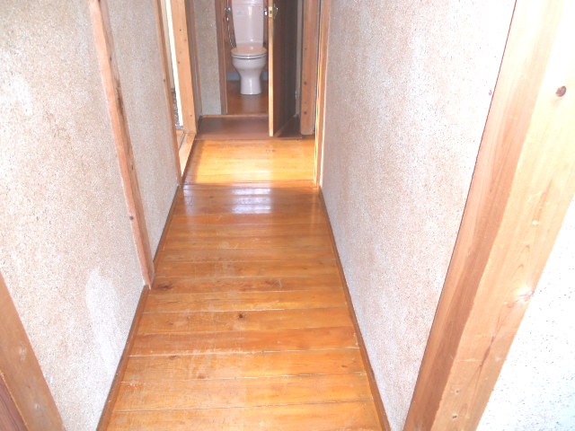 Other room space. Corridor