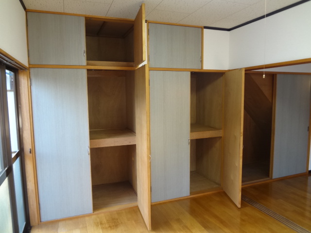 Receipt.  ☆ Wide housing with depth ☆