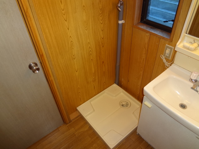 Other Equipment.  ☆ Indispensable Indoor Laundry Area ☆