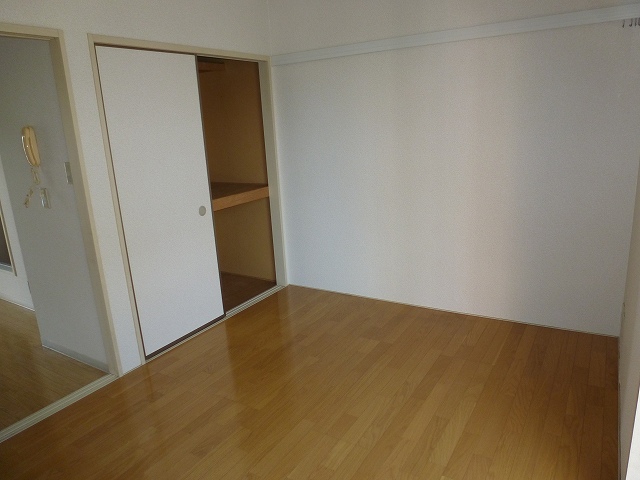 Living and room. Western style room ・ 6 Pledge