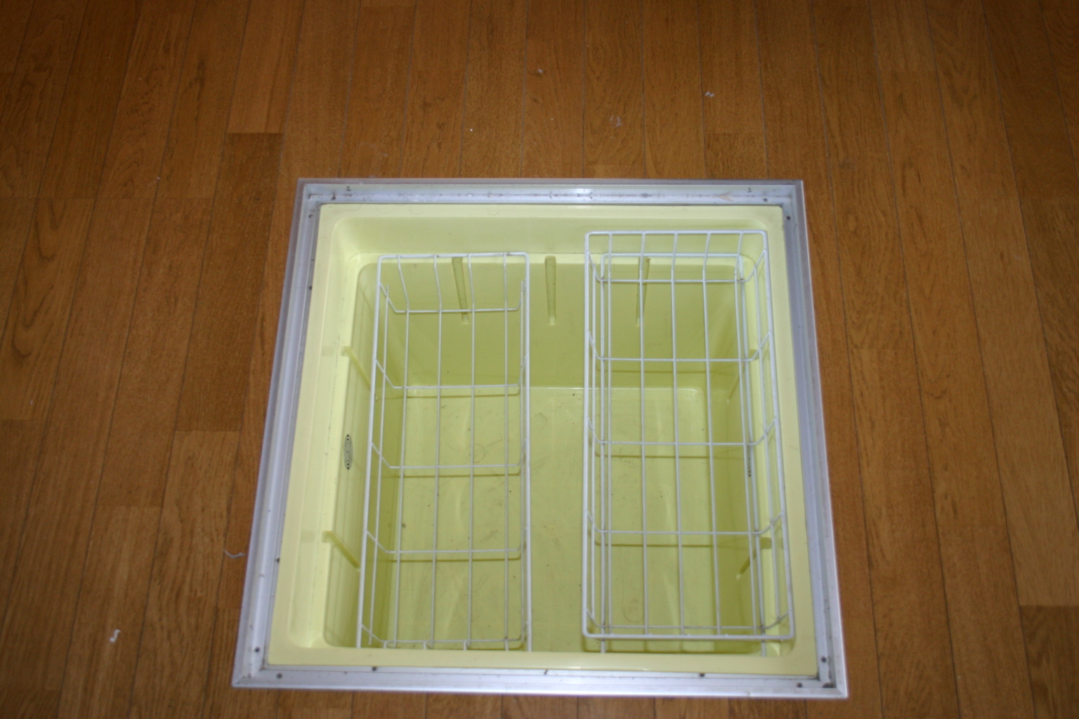 Receipt. Underfloor Storage