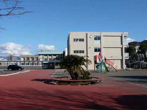 Primary school. 1407m to Numazu Municipal fourth elementary school (elementary school)