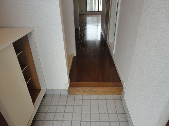 Entrance. Convenient shoe storage with.