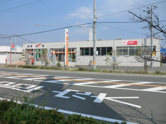 post office. 400m to Numazu original west post office (post office)