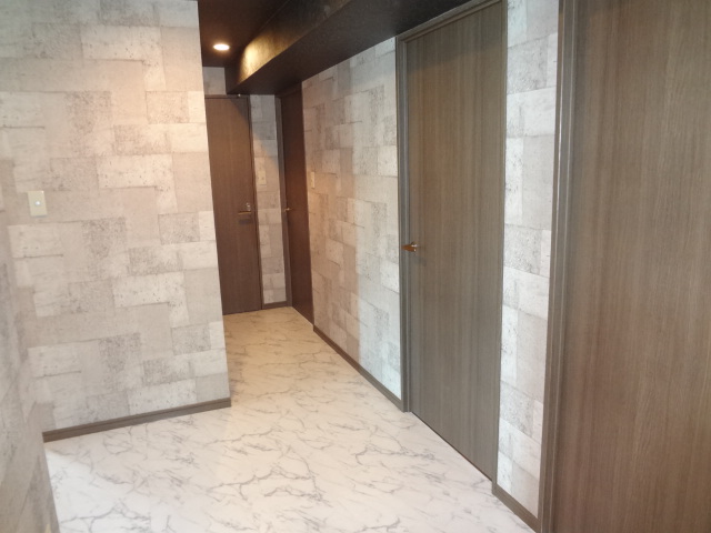 Other room space.  ☆ Stylish hallway that features ☆