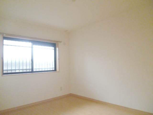 Other room space. Northern chamber 6 Pledge