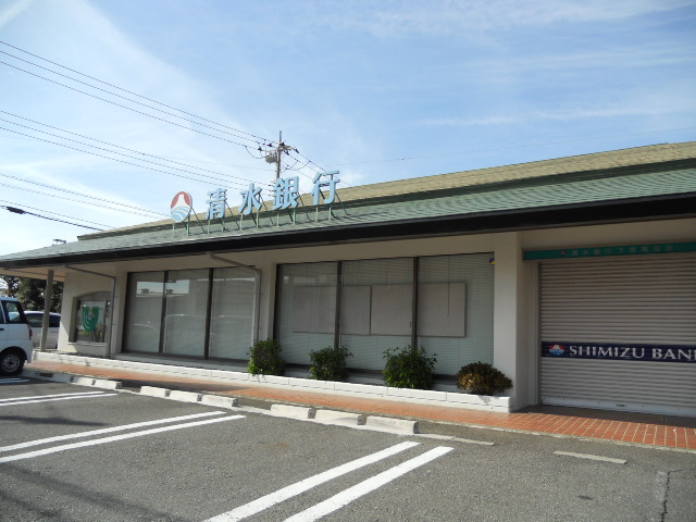 Bank. Shimizu Bank, Ltd. Shimokanuki 766m to the branch (Bank)