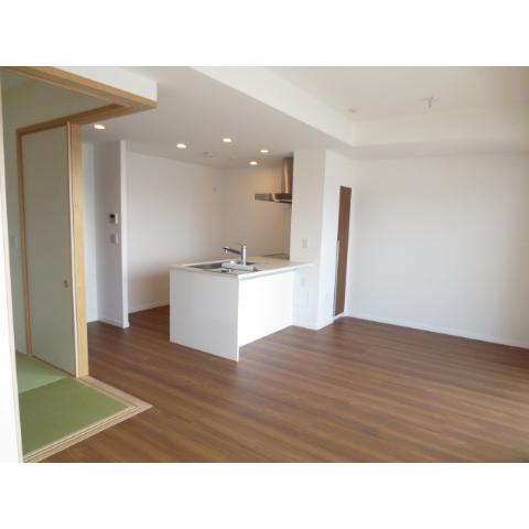 Living and room