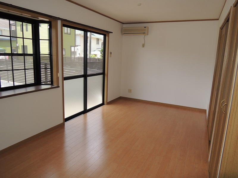 Living and room