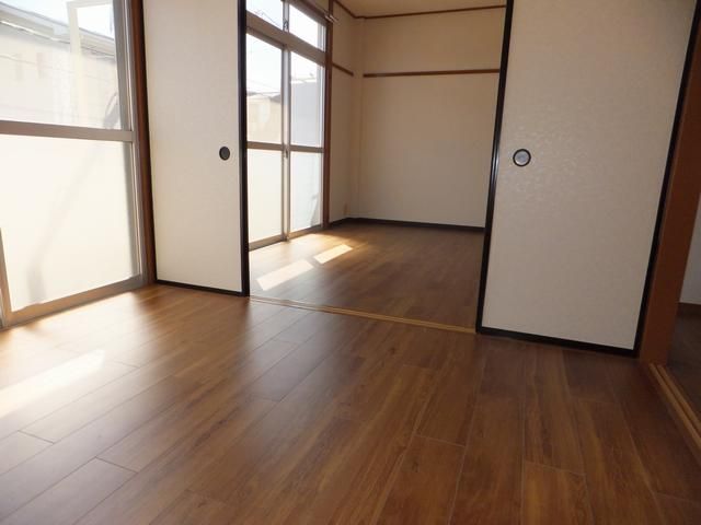 Living and room
