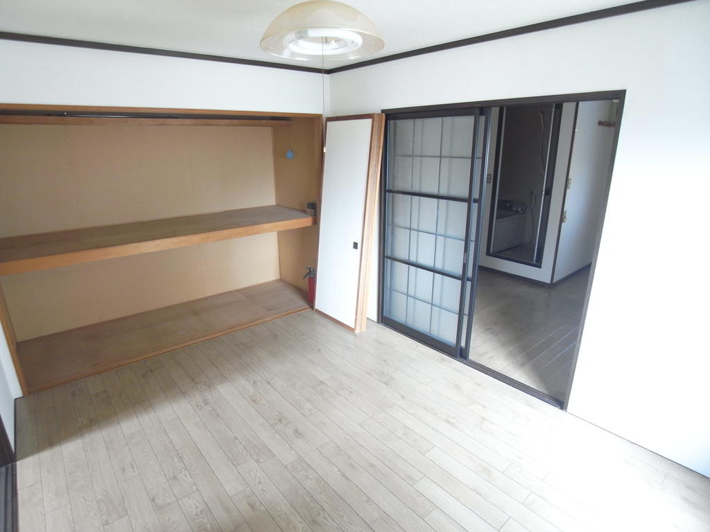 Other room space