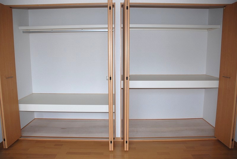 Receipt. Large storage of size of tatami 2 quires minute! Appearance from the front.
