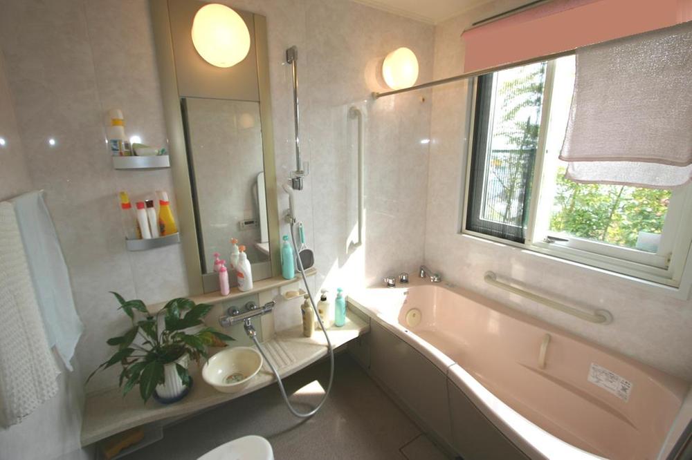 Bathroom. Indoor (April 2013) Shooting