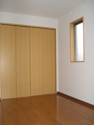 Other. With closet in the bedroom