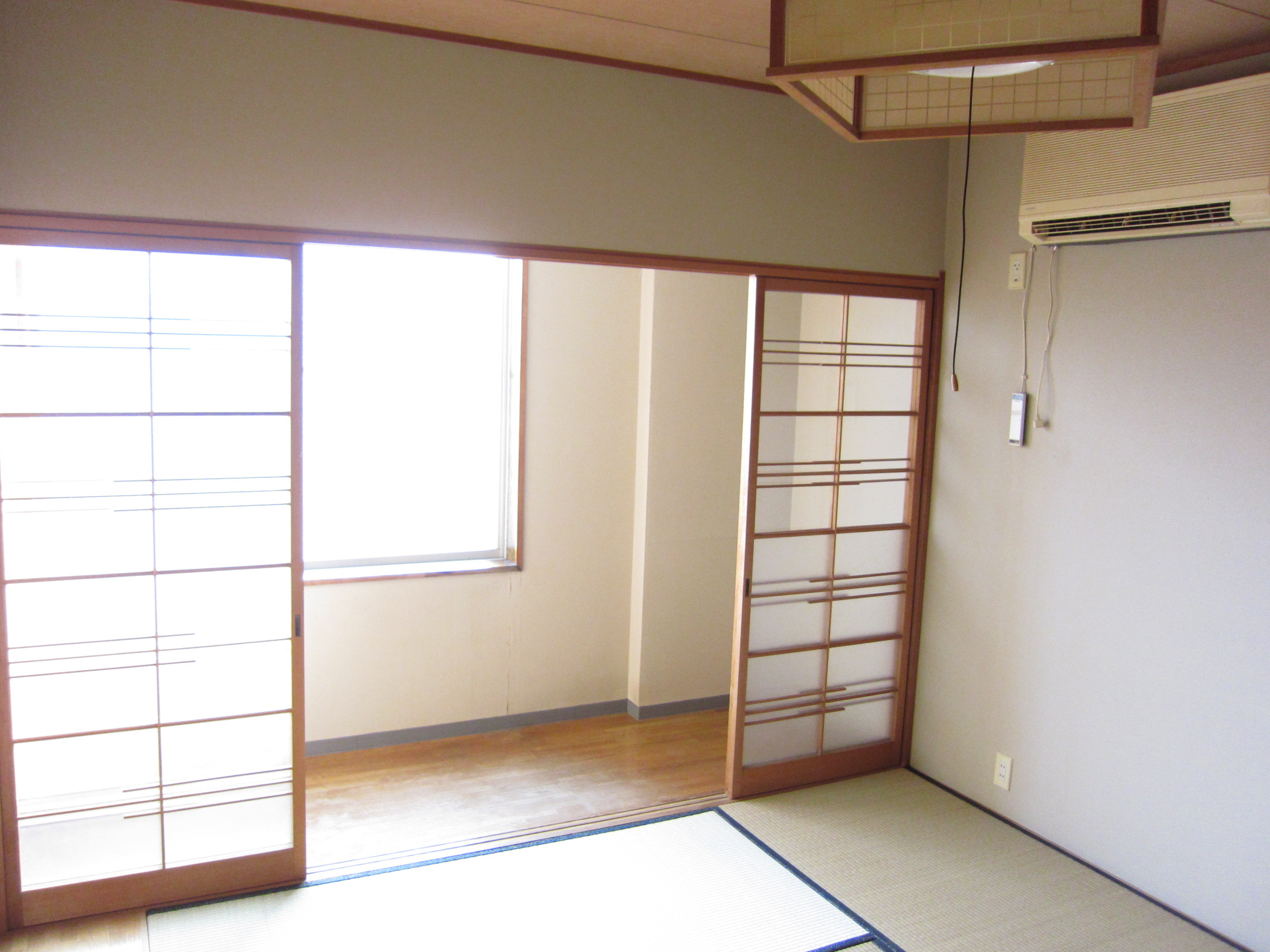 Other room space. San's Room. To be basking in the sun to wash clothes!