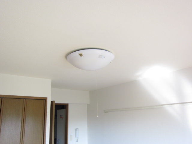 Other Equipment. It is with lighting!