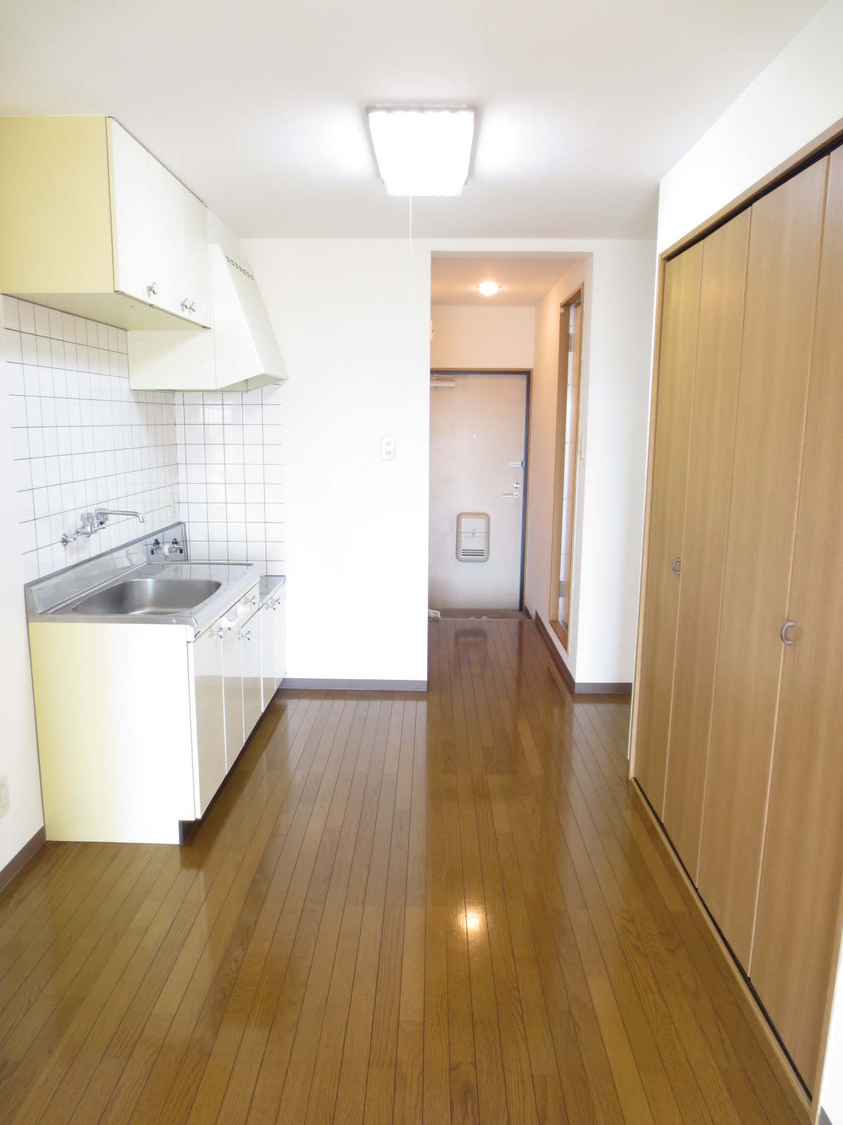 Living and room. DK4's Pledge!