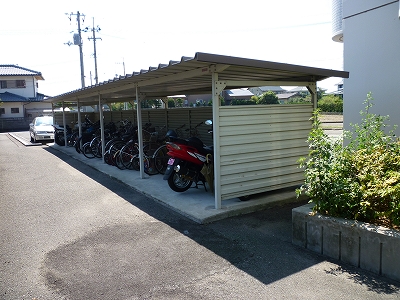 Other common areas. Bicycle-parking space ~