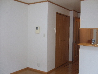 Receipt. Storage is also plenty of rooms.