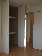 Receipt. Storage of up to ceiling is plenty of fits convenient.