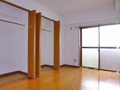 Living and room. Western-style 3