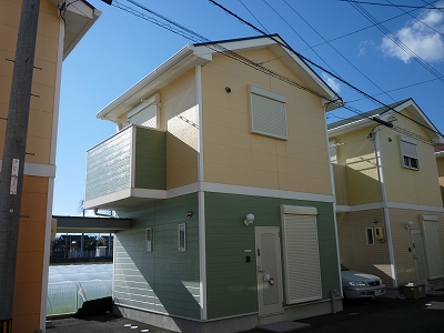 Building appearance. Super CUTE of property