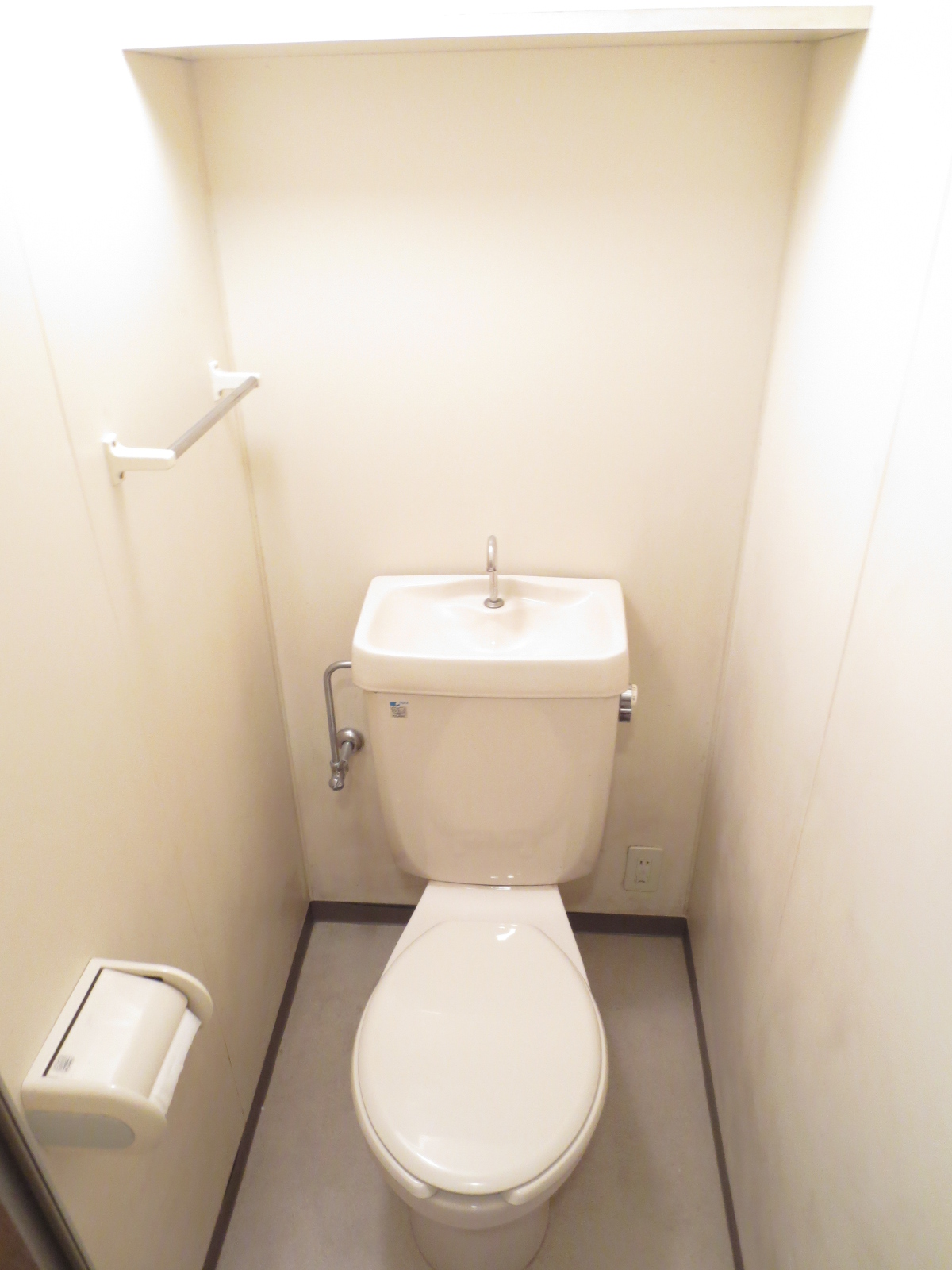 Toilet. Ensure a wide enough!