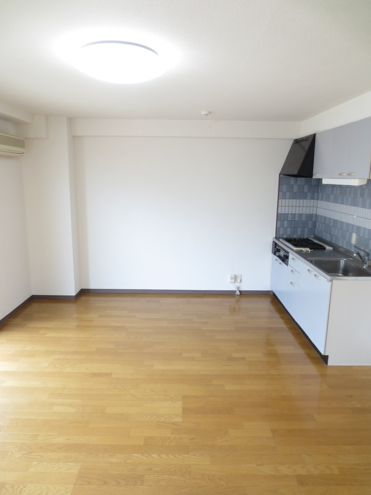 Living and room. Air-conditioned in LDK!