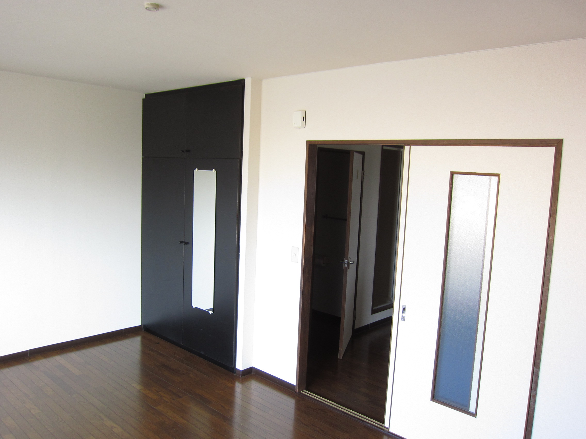 Living and room. It has secured a large storage space!