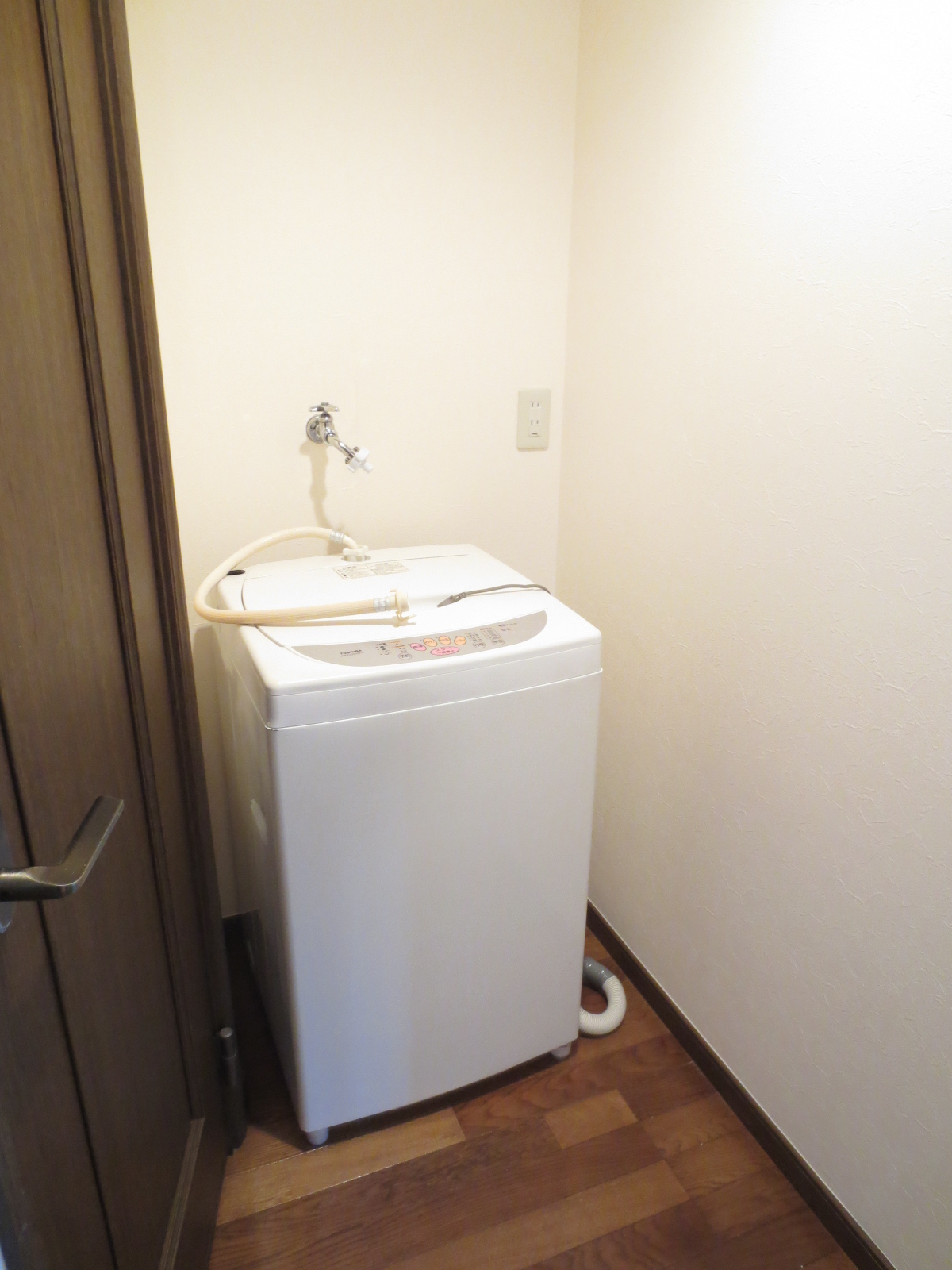 Other Equipment. With washing machine!