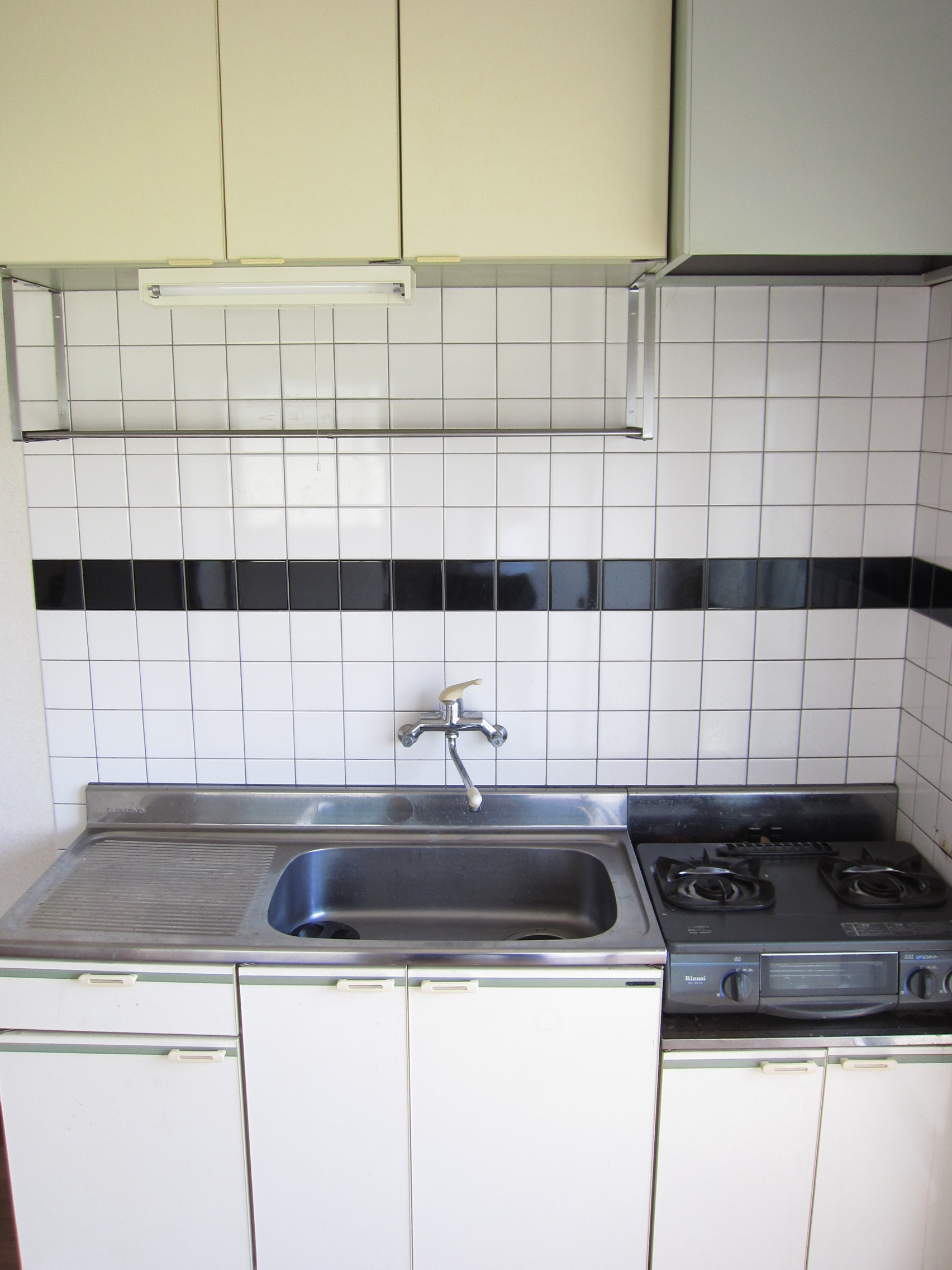 Kitchen. Classic kitchen! 2 mouth is with a gas stove!