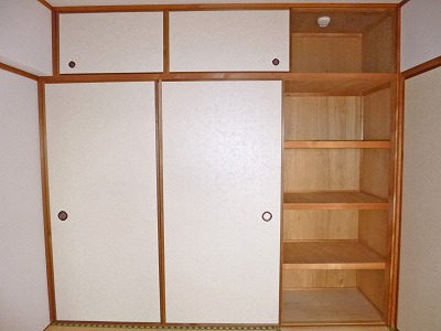 Receipt. Japanese-style storage