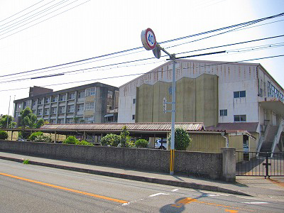 Junior high school. Naruto Municipal first junior high school (junior high school) up to 644m