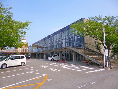 Government office. Naruto 705m to City Hall (government office)