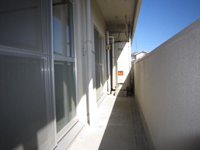 Balcony. Laundry, It is wide suitable for dried futon.