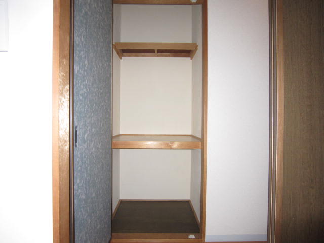 Receipt. It is housed in the hallway.