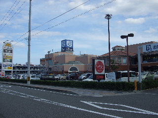Shopping centre. Fujiguran 1200m until the North Island Shopping Centre (shopping center)