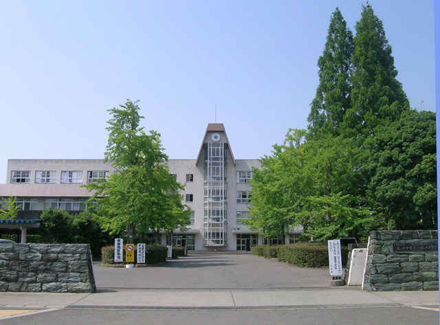 high school ・ College. Shironouchi High School (High School ・ NCT) to 754m