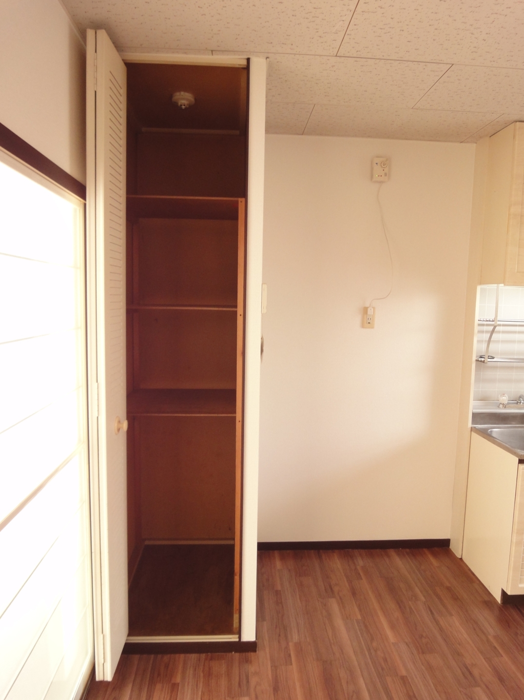 Receipt. DK storage hammer